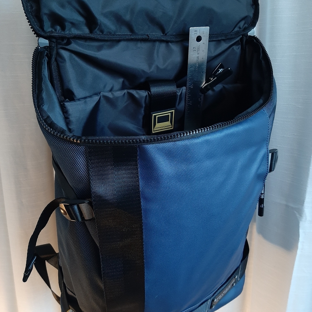 Privata Bookbag - Picture 7 of 7